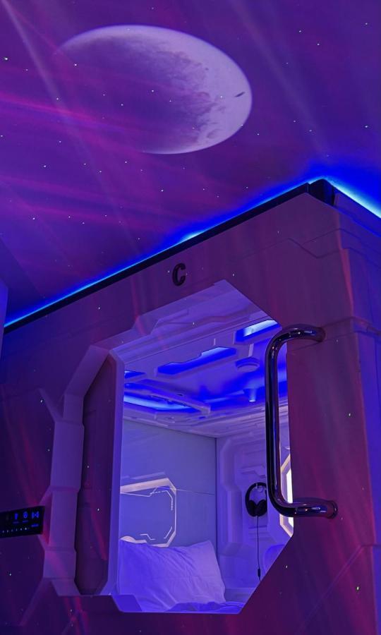Bmax Spacepods Sleep In Space - 4Mins From Mactan Airport Lapu-Lapu City Bagian luar foto